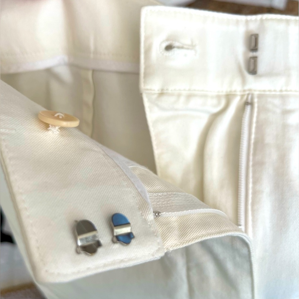 Aritzia Babaton The Group Walsh White Cropped Ankle Straight Leg Pants Size 4 - Picture 10 of 13